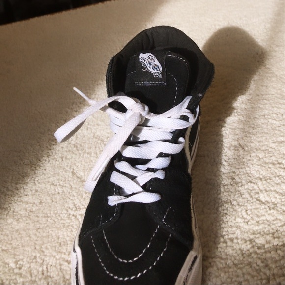 Vans Sk8 Hi Skate Shoe - Picture 2 of 3